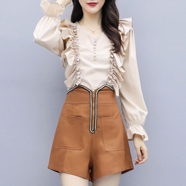 two piece dress 2021 women 2 set spring fashion ruffles patchwork v neck shirt + high waist shorts suit, White
two piece dress 2021 women 2 set spring fashion ruffles patchwork v neck shirt + high waist shorts suit, White