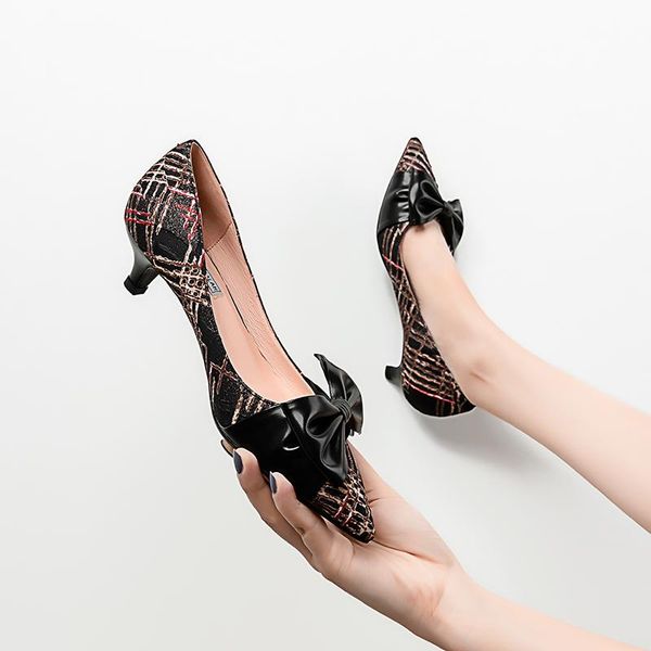 medium low heel autumn women shoes sweet bow point toe ladies heels party dress, Black
medium low heel autumn women shoes sweet bow point toe ladies heels party dress, Black