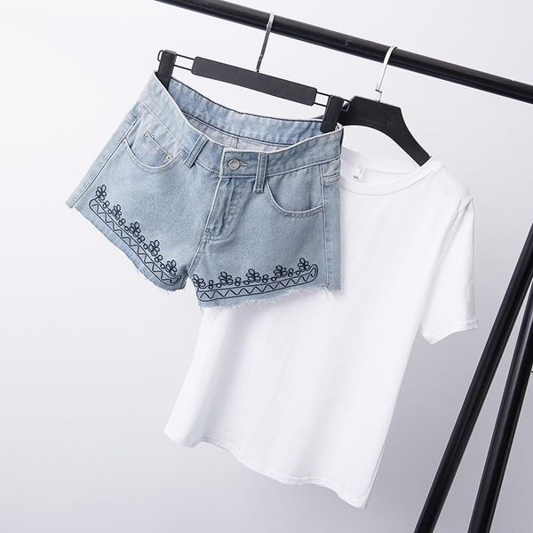 women's shorts stylish slim jeans for big size female wear in summer of 2021, White;black
women's shorts stylish slim jeans for big size female wear in summer of 2021, White;black