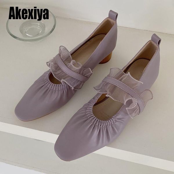 dress shoes summer sandals high heels retro women lace candy color fashion casual square-toe low heel ladies u054, Black
dress shoes summer sandals high heels retro women lace candy color fashion casual square-toe low heel ladies u054, Black