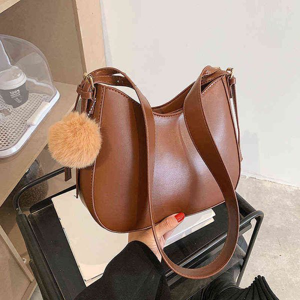 evening bags women's 2021 winter hairball women's fashion small armpit simple single shoulder bag
evening bags women's 2021 winter hairball women's fashion small armpit simple single shoulder bag