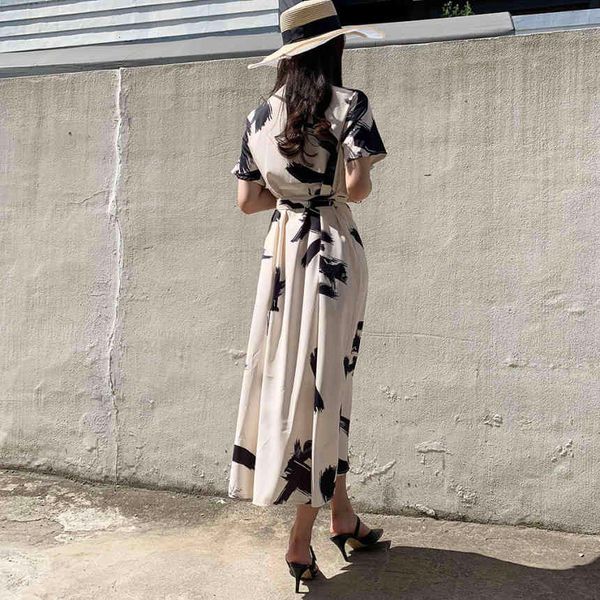 casual dresses summer new simple ladies loose robe runway women elegant retro ink printing v-neck lace-up slim dress i2v1, Black;gray
casual dresses summer new simple ladies loose robe runway women elegant retro ink printing v-neck lace-up slim dress i2v1, Black;gray