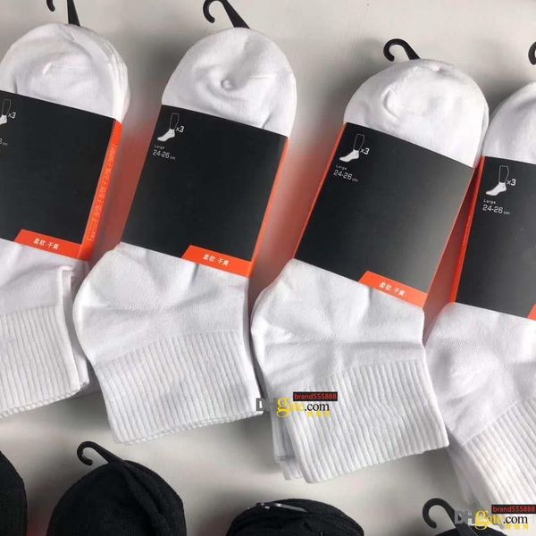 factory direct shipment mens socks women men otton all-match classic ankle letter breathable black and white mixing football
factory direct shipment mens socks women men otton all-match classic ankle letter breathable black and white mixing football
