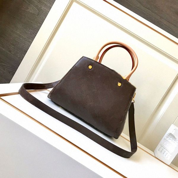 designers luxurys montaigne bb women tote bags leather handbags leather fashion shopping bag shoulder mm
designers luxurys montaigne bb women tote bags leather handbags leather fashion shopping bag shoulder mm