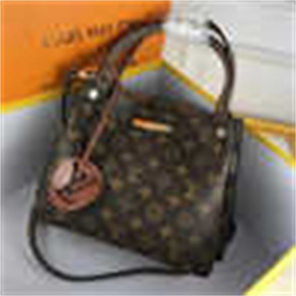 handles brand designer cross luxury m43592 handbag bags lady shoulder bag totes european and shoulder american handbags iconic body bag
handles brand designer cross luxury m43592 handbag bags lady shoulder bag totes european and shoulder american handbags iconic body bag