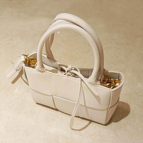 evening bags 2021 luxury designer handbag and purse women's soft cowhide leather small tote shoulder for ladies cross body bag
evening bags 2021 luxury designer handbag and purse women's soft cowhide leather small tote shoulder for ladies cross body bag
