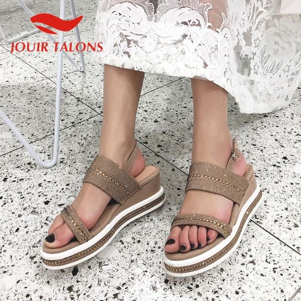 2021 dropship cow suede women sandals wedges platform peep toe crystal pumps summer casual shoes, Black
2021 dropship cow suede women sandals wedges platform peep toe crystal pumps summer casual shoes, Black