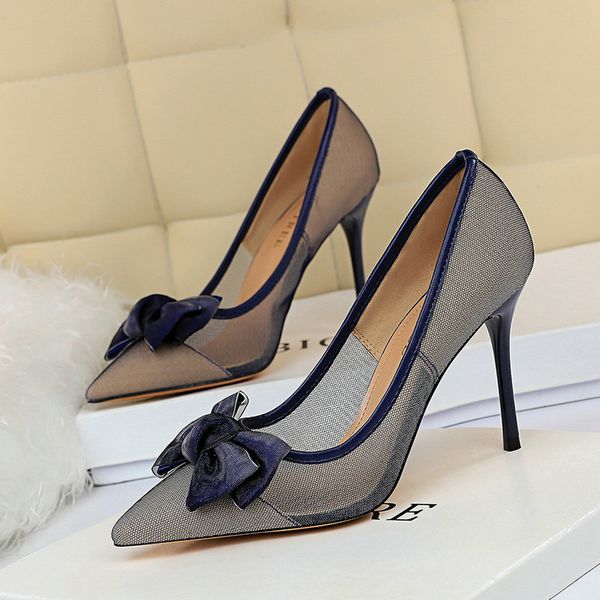 dress shoes heels pointed toe pumps women super high mesh ladies bow design shoes 1853-3, Black
dress shoes heels pointed toe pumps women super high mesh ladies bow design shoes 1853-3, Black