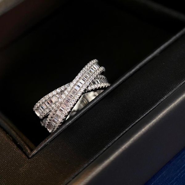 luxury designer jewelry womens ladies rings with side stones 925 sterling silver 18k gold plated engagement ring bague dame brand diamond
luxury designer jewelry womens ladies rings with side stones 925 sterling silver 18k gold plated engagement ring bague dame brand diamond