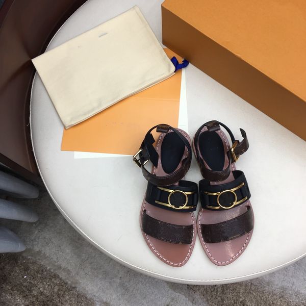 2023 designer slippers slide thong sandal brown leather letters sandals women slipper men slides waterfront womens box and dust bag 0518, Black
2023 designer slippers slide thong sandal brown leather letters sandals women slipper men slides waterfront womens box and dust bag 0518, Black