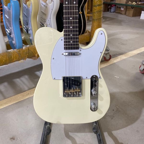 ele electric guitar cream yellow color rosewood fingerboard chrome hardware white pickguard high quality
ele electric guitar cream yellow color rosewood fingerboard chrome hardware white pickguard high quality