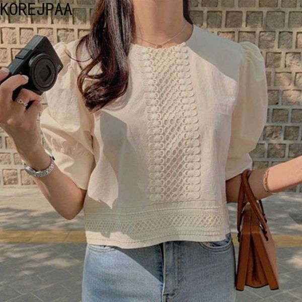 korejpaa women shirt summer korean chic ladies gentle cream round neck lace stitching embellished loose puff sleeve blouses 210526, White
korejpaa women shirt summer korean chic ladies gentle cream round neck lace stitching embellished loose puff sleeve blouses 210526, White