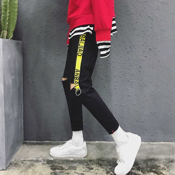 2021 wholesale summer cowboy students hip hop men's letters webbing ribbon knee hole casual ankle length pants x0621, Blue
2021 wholesale summer cowboy students hip hop men's letters webbing ribbon knee hole casual ankle length pants x0621, Blue