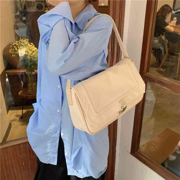 korean minority design female summer student lock big ins simple tot armpit literary canvas bag
korean minority design female summer student lock big ins simple tot armpit literary canvas bag