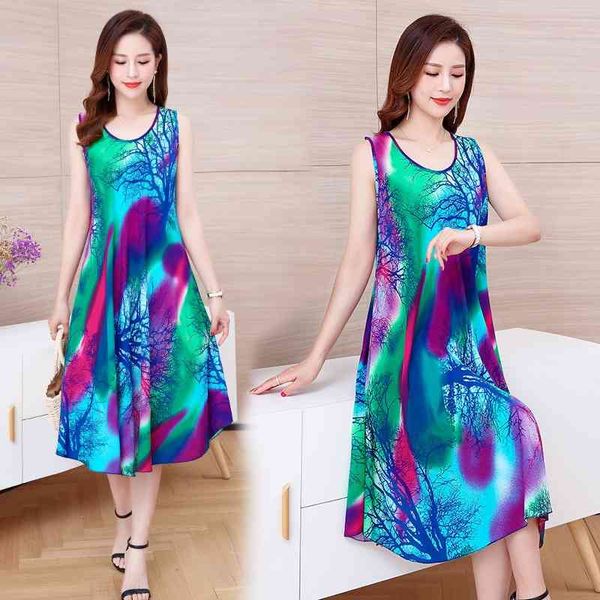 2021 new round neck element print sleeveless swing dress across the beach, Black;gray
2021 new round neck element print sleeveless swing dress across the beach, Black;gray