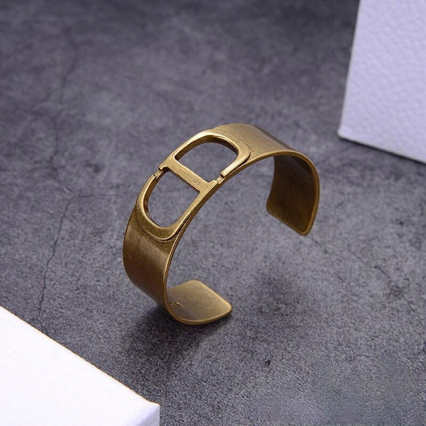 designer jewelry men braclet pearl star opening bangle for women copper retro fashion jewelry diamond bijoux punk style, Black
designer jewelry men braclet pearl star opening bangle for women copper retro fashion jewelry diamond bijoux punk style, Black