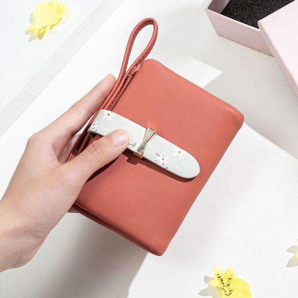 wallets woman short wallet pu leather purse zipper buckle multi-pocket mini coin with wrist strap, Red;black
wallets woman short wallet pu leather purse zipper buckle multi-pocket mini coin with wrist strap, Red;black