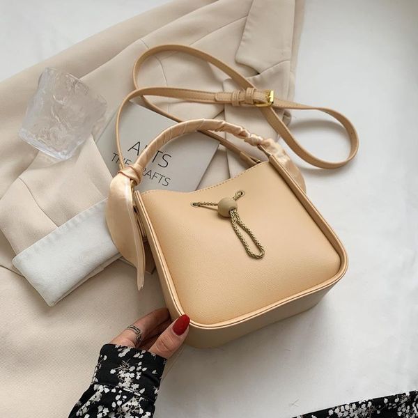 evening bags simple bucket shoulder for women summer travel female crossbody bag 2021 pu leather brand designer handbag and purses tote
evening bags simple bucket shoulder for women summer travel female crossbody bag 2021 pu leather brand designer handbag and purses tote