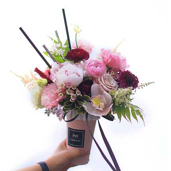 gift wrap korean creative portable kaleidoscope flowers box floral packaging bouquet arrangement
gift wrap korean creative portable kaleidoscope flowers box floral packaging bouquet arrangement