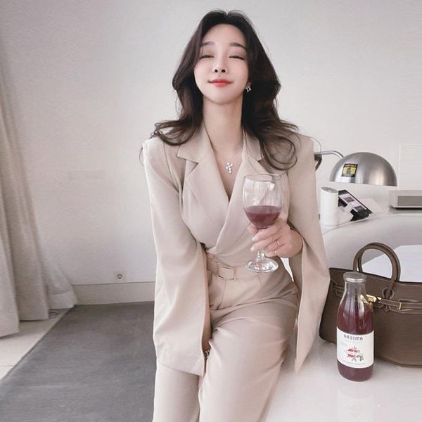 women's two piece pants one-piece wide-leg socialite goddess style suit collar cape and shawl waist slimming professional draped, White
women's two piece pants one-piece wide-leg socialite goddess style suit collar cape and shawl waist slimming professional draped, White