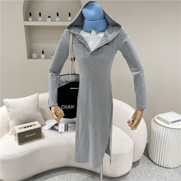 nicho female design spring summer 2021 fashion side split thin fit with hoodie dress, Black;gray
nicho female design spring summer 2021 fashion side split thin fit with hoodie dress, Black;gray
