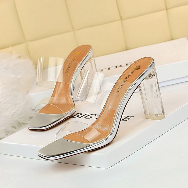 flip flop european and american style fashion transparent hollow a- line square open toe summer slipper women's shoes with chunky heel, Black
flip flop european and american style fashion transparent hollow a- line square open toe summer slipper women's shoes with chunky heel, Black
