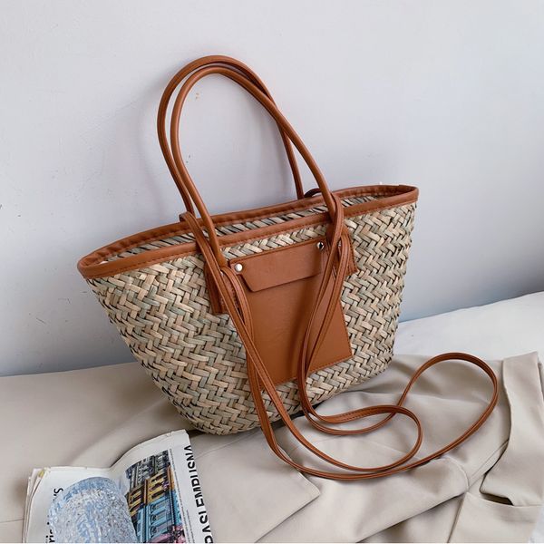 2021 women luxury straw bag brand designer handbags fashion girls female shopper large capacity weave basket shape crossbody bag, Red;black
2021 women luxury straw bag brand designer handbags fashion girls female shopper large capacity weave basket shape crossbody bag, Red;black