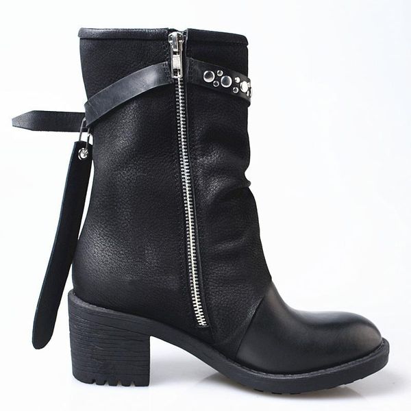 boots mabaiwan fashion black genuine leather thick high heels shoes women winter snow short ankle rivets handmade cowboy 1 v677
boots mabaiwan fashion black genuine leather thick high heels shoes women winter snow short ankle rivets handmade cowboy 1 v677