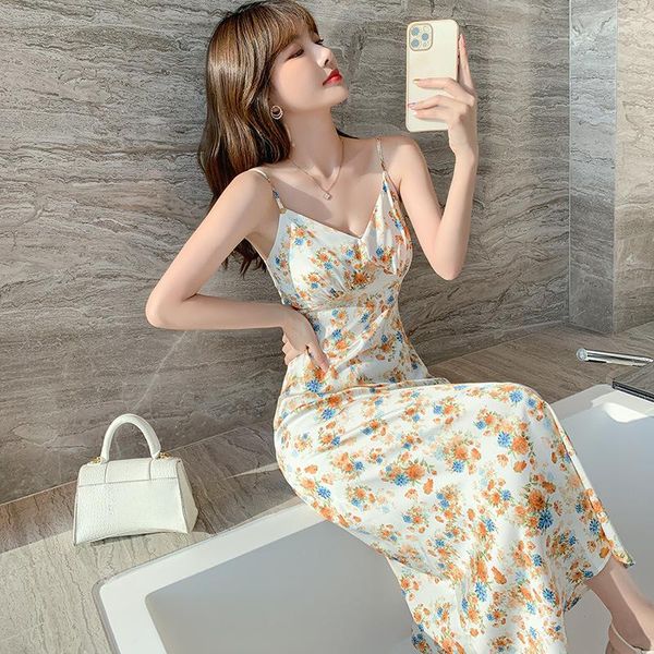 casual dresses french style floral print spaghrtti strap women 2021 summer high waist beach dress a-line mid-length female, Black;gray
casual dresses french style floral print spaghrtti strap women 2021 summer high waist beach dress a-line mid-length female, Black;gray