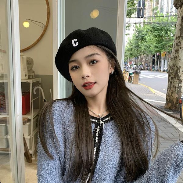beanies 2021 korean warm fashion wool beret hat female autumn winter women c letter wild painter british retro tide
beanies 2021 korean warm fashion wool beret hat female autumn winter women c letter wild painter british retro tide