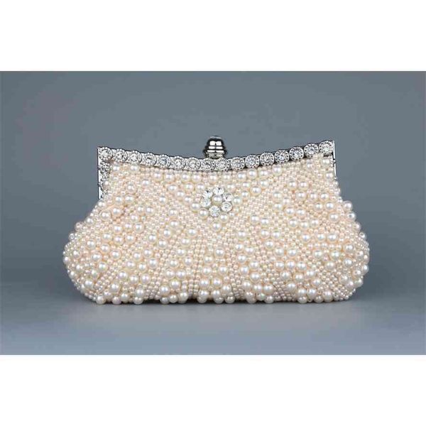 popular pearl belt diamond banquet dress bride chain cheongsam hand women's bag 
popular pearl belt diamond banquet dress bride chain cheongsam hand women's bag