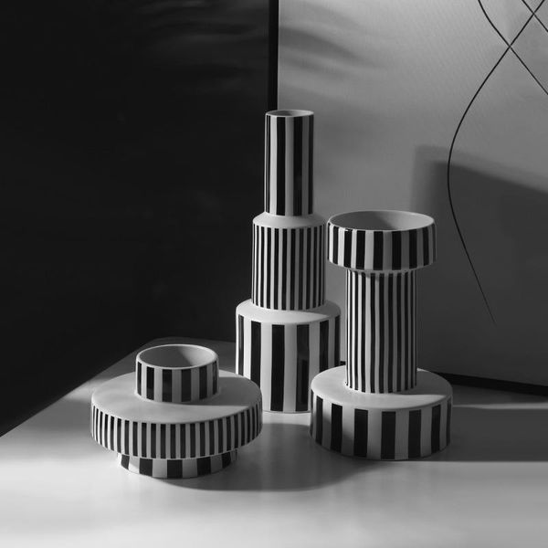 vases italian minimalist black and white geometric striped ceramic vase modern home decoration crafts
vases italian minimalist black and white geometric striped ceramic vase modern home decoration crafts