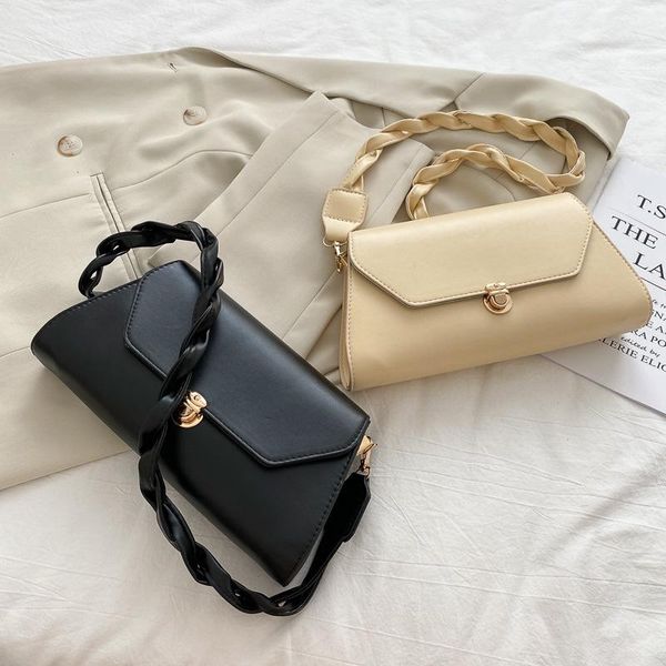 evening bags underarm bag ladies trend simple retro fashion t-shaped solid color flap buckle one-shoulder small square
evening bags underarm bag ladies trend simple retro fashion t-shaped solid color flap buckle one-shoulder small square