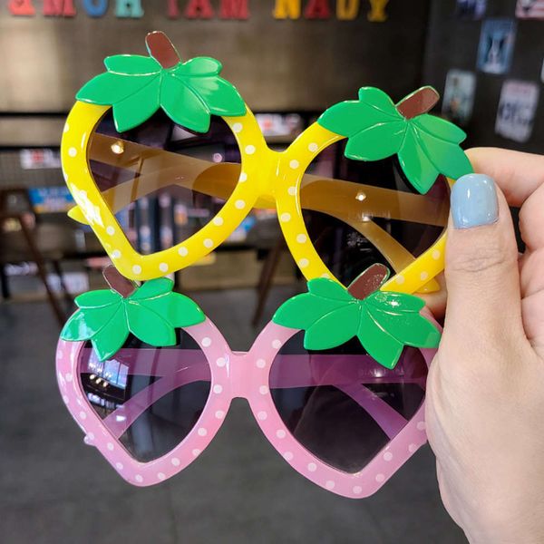 sunglasses children's lovely sunglasses ultraviolet glasses bag fashion boys and girls cartoon toy eyeglass frame, Blue
sunglasses children's lovely sunglasses ultraviolet glasses bag fashion boys and girls cartoon toy eyeglass frame, Blue
