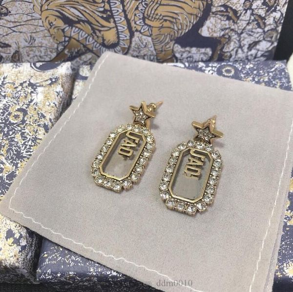 women designer tribales ear jewelry dangle classic stainless steelantique gold-finish metal and white resin pearls with box 56, Silver
women designer tribales ear jewelry dangle classic stainless steelantique gold-finish metal and white resin pearls with box 56, Silver