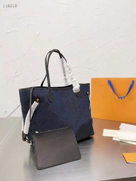 2021 designer women's one shoulder mother child bag nostalgic denim portable size 32cm
2021 designer women's one shoulder mother child bag nostalgic denim portable size 32cm
