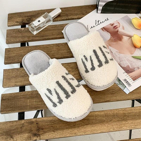 slippers autumn winter women bottom soft home shoes cotton men indoor slip-on slides comfortable for couple, Black
slippers autumn winter women bottom soft home shoes cotton men indoor slip-on slides comfortable for couple, Black