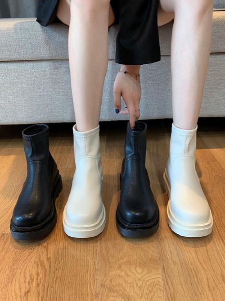 boots ladies spring and autumn fashion pure color short tube korean selling flat single elegant temperament., Black
boots ladies spring and autumn fashion pure color short tube korean selling flat single elegant temperament., Black