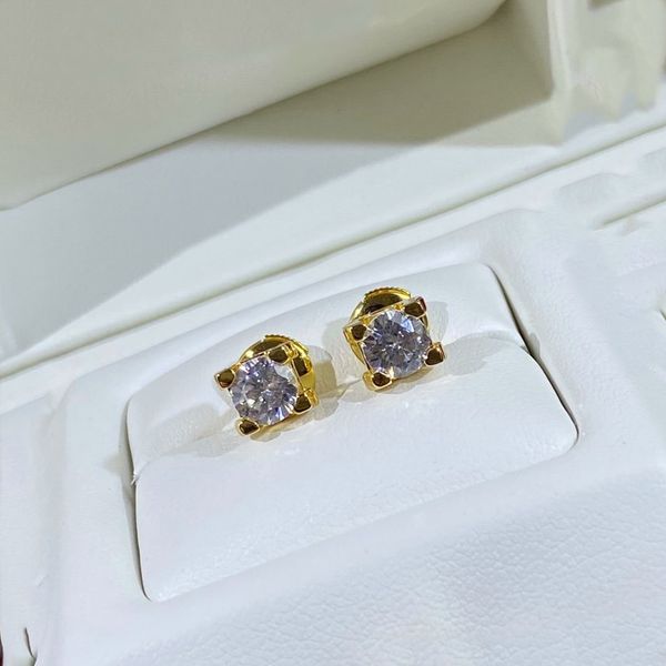 luxury designer earrings love charm stud women party screw carti earring wedding couple gift fashion jewelry cleef a9, Golden
luxury designer earrings love charm stud women party screw carti earring wedding couple gift fashion jewelry cleef a9, Golden