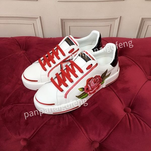 women designer boots embroidery bee martin desert boot flamingos love arrow leather medal coarse non-slip winter shoes high quality, Black
women designer boots embroidery bee martin desert boot flamingos love arrow leather medal coarse non-slip winter shoes high quality, Black