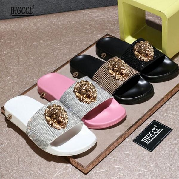 luxe rhinestone slippers summer new couples flip flops brand designer leisure beach male chaussure homme marque t6, Black
luxe rhinestone slippers summer new couples flip flops brand designer leisure beach male chaussure homme marque t6, Black