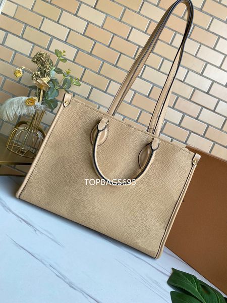 tote shopping bag original design fashion travel black classic letters embossing real leather large capacity handbag lady shoulder handbags
tote shopping bag original design fashion travel black classic letters embossing real leather large capacity handbag lady shoulder handbags