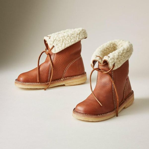 walking shoes women boots round toe flat keep warm short tube snow female outdoor footwear size 43, Black
walking shoes women boots round toe flat keep warm short tube snow female outdoor footwear size 43, Black