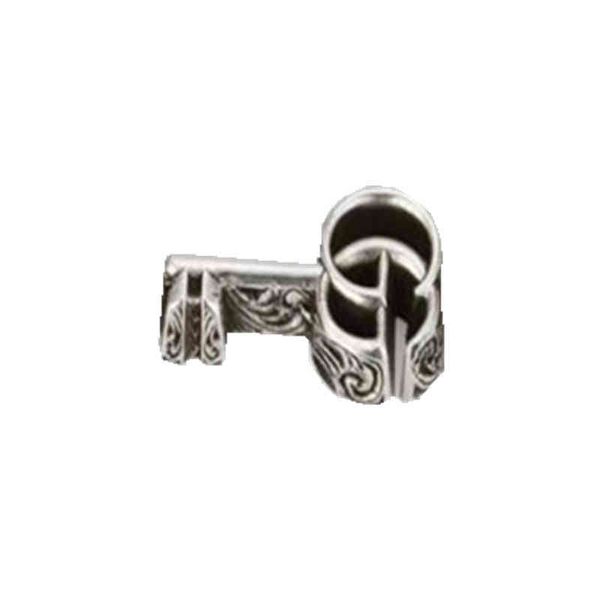 s925 sterling silver ancient vine carved pattern key pendant men's old bracelet jewellry online, Golden;silver
s925 sterling silver ancient vine carved pattern key pendant men's old bracelet jewellry online, Golden;silver