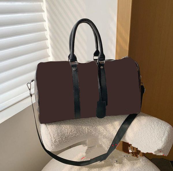 designer letter plaid duffel bags couples large-capacity leather crossbody shoulder bag short-distance travel fitness bag luxury women men t
designer letter plaid duffel bags couples large-capacity leather crossbody shoulder bag short-distance travel fitness bag luxury women men t