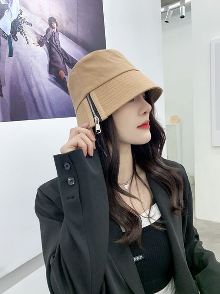 embroidered fisherman's summer letters designer simple sun hat women's fashion in spring and autumn
embroidered fisherman's summer letters designer simple sun hat women's fashion in spring and autumn