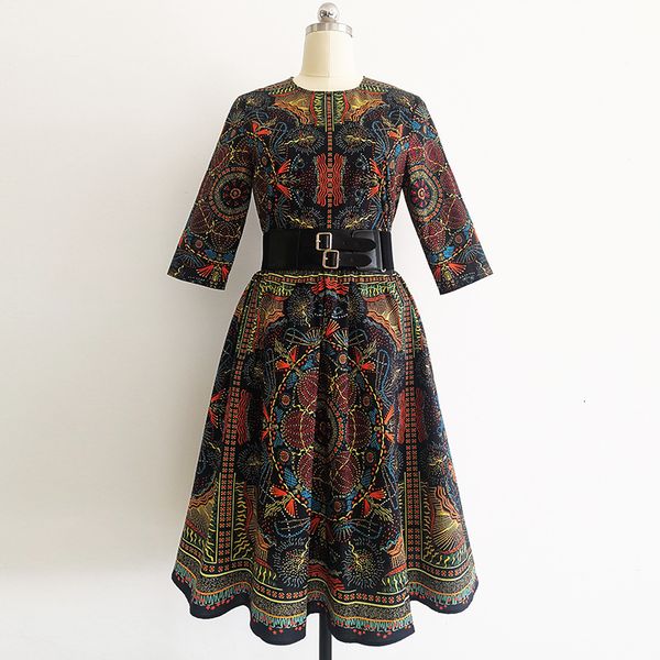 casual dresses 2021 spring female floral fashion vintage printing elegant belt b888, Black;gray
casual dresses 2021 spring female floral fashion vintage printing elegant belt b888, Black;gray