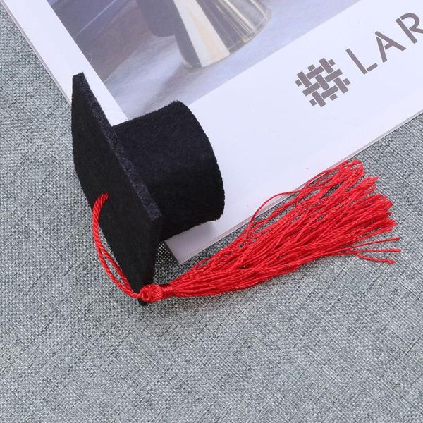 gift wrap fashion creative mini doctorial hat with tassels wine bottle ers caps covers party favors(red)
gift wrap fashion creative mini doctorial hat with tassels wine bottle ers caps covers party favors(red)