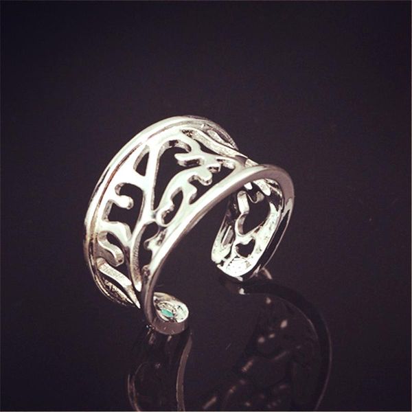 wedding rings silver ring temperament female wild personality charm printed opening hand jewelry, Slivery;golden
wedding rings silver ring temperament female wild personality charm printed opening hand jewelry, Slivery;golden