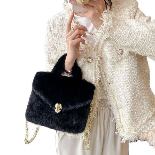 designer waist bag chest bagwaist bags diagonal one-shoulder bag women plush real 2021 winter all-match handbag
designer waist bag chest bagwaist bags diagonal one-shoulder bag women plush real 2021 winter all-match handbag